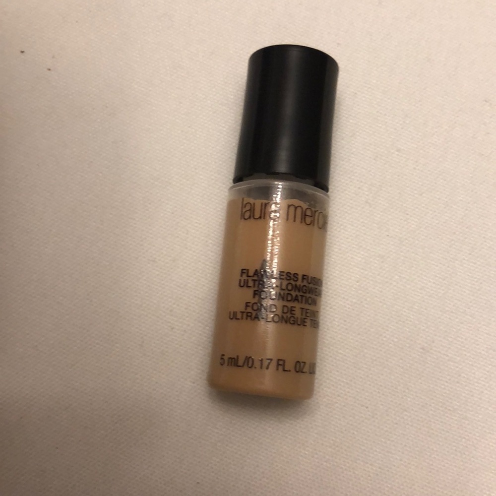 Laura mercier foundation